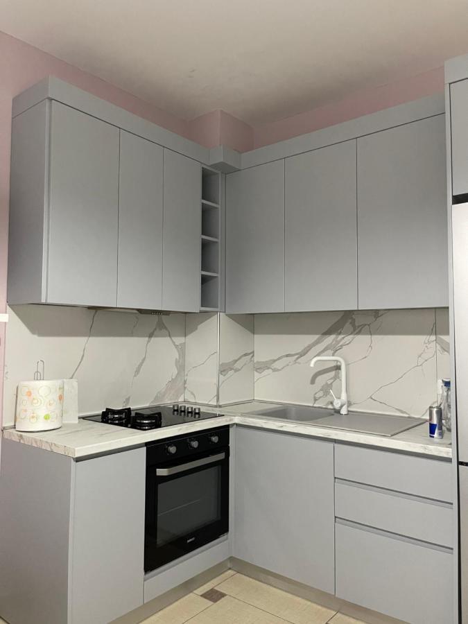 Amaris Apartments Дуррес Екстер'єр фото